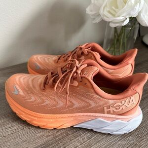 Hoka Women's ARAHI 6 Coral Athletic Running Shoes